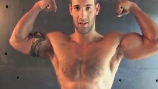 Drake Works Out And Jerks