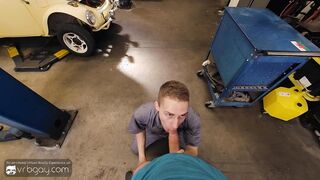 VRB Gay: Twink Mechanic Gives Hot Blowjob and Fucks Anal Before His Boss Coming