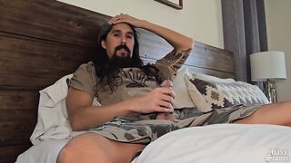 Slater Vibes Cumshot 2